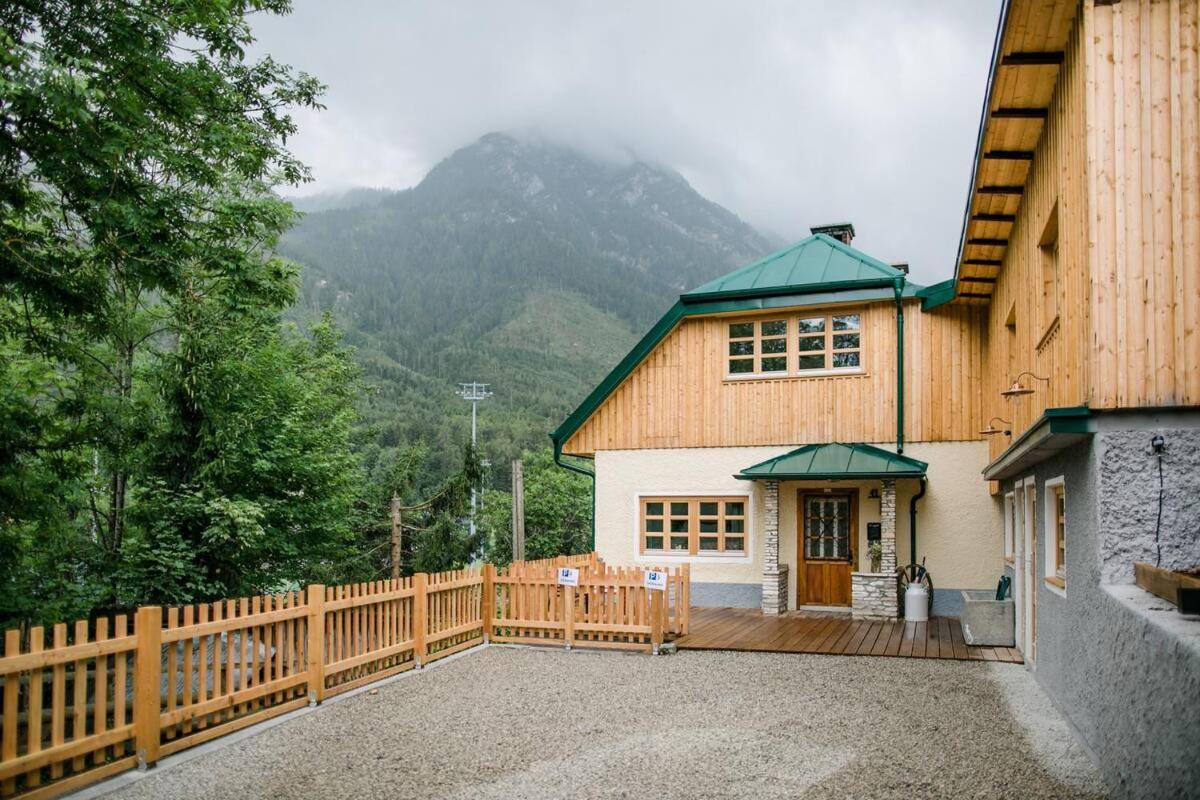 Apartment Aussee- Beletage Salzherrenhof- Kueche, Wlan, Netflix Bad Aussee Exterior foto